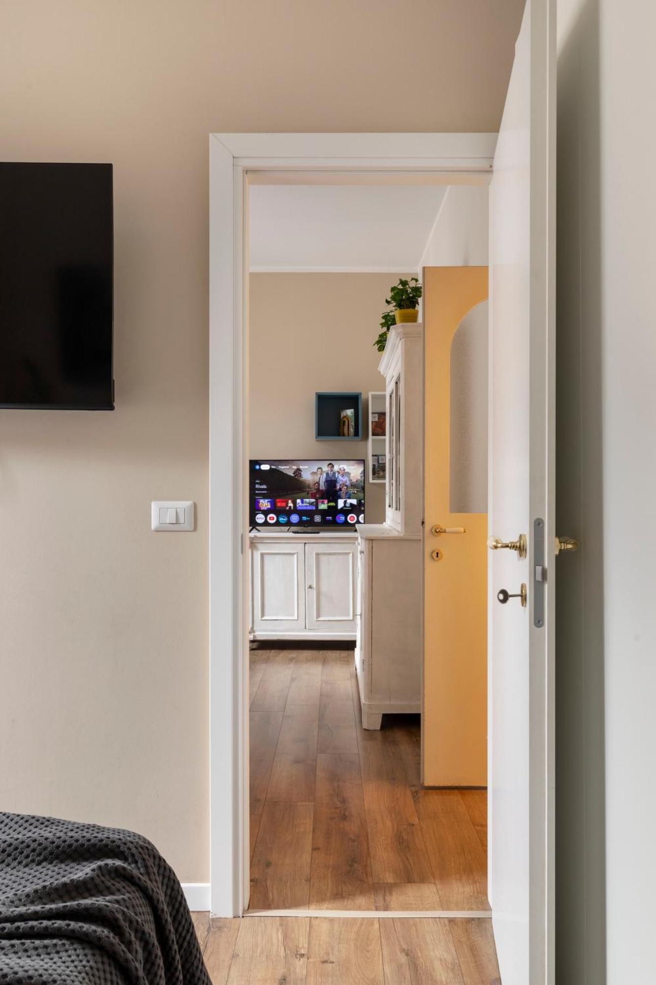 Volta Accomodation Milano Eksteriør billede