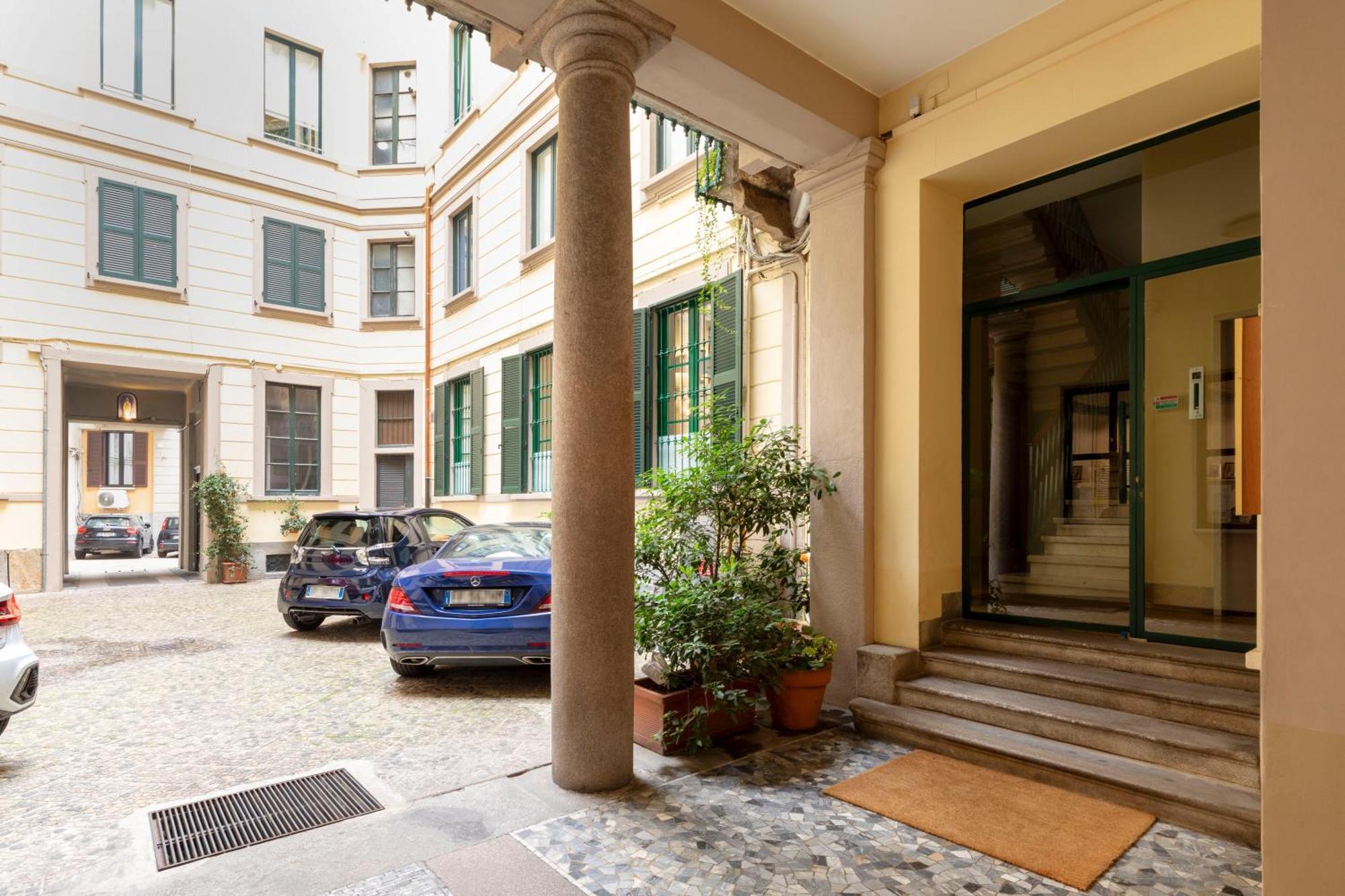 Volta Accomodation Milano Eksteriør billede